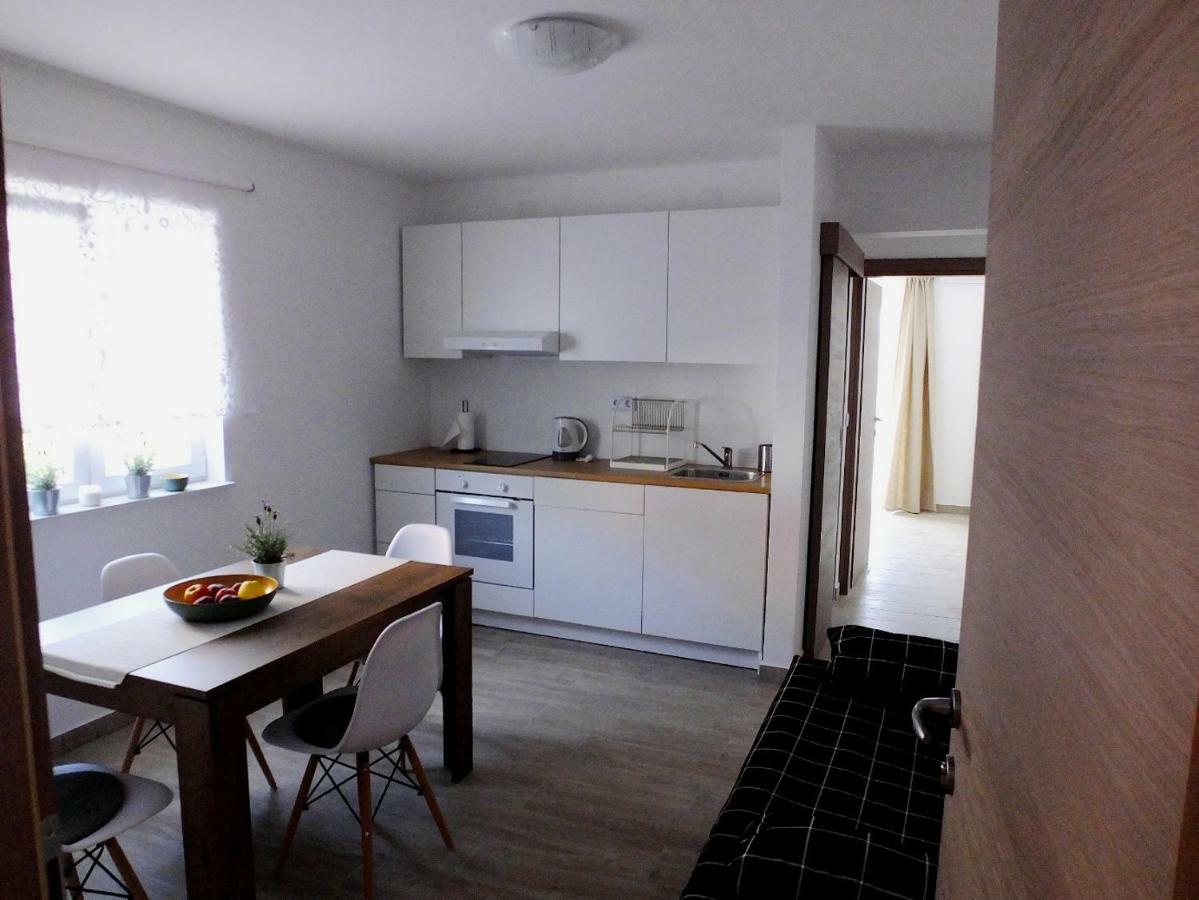 Apartmani Berno Стариград-Пакленица Экстерьер фото